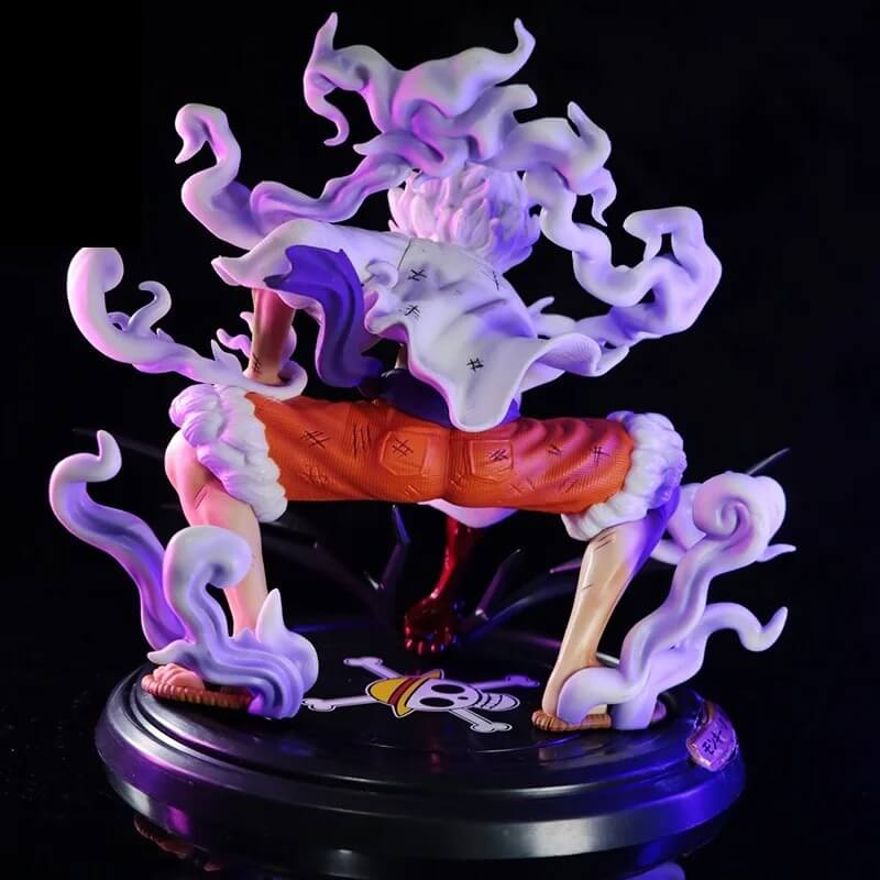 Luffy Gear 5 figure